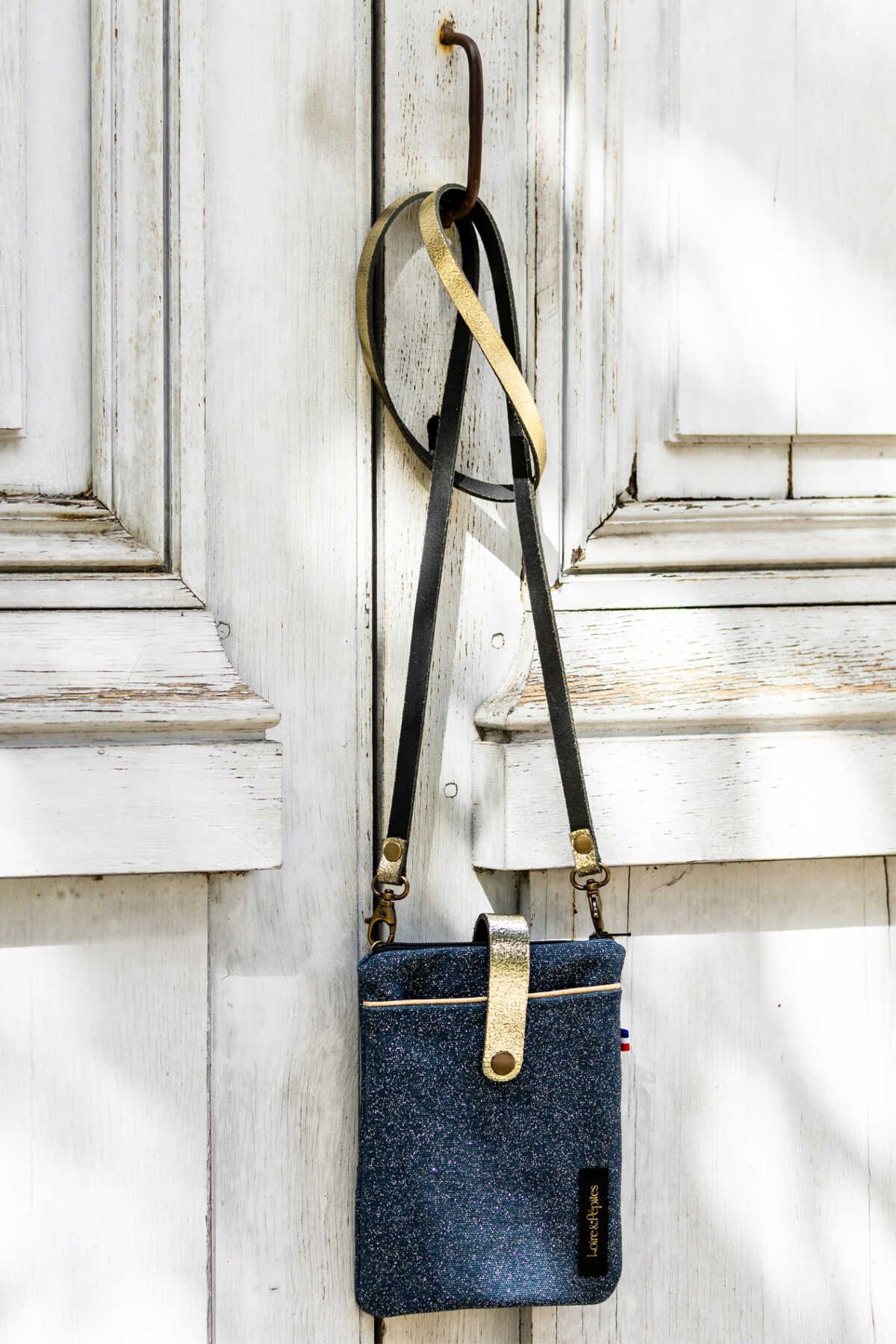 POCHETTE TELEPHONE BANDOULIERE – Pailletée – Bleu nuit