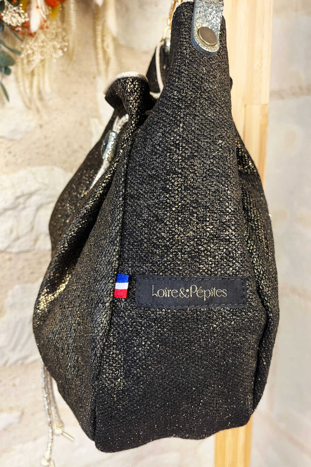SAC SEAU BANDOULIERE – LIN irisé – Noir/doré