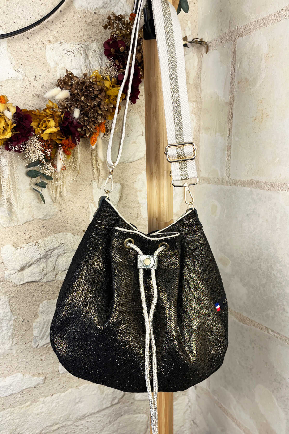 SAC SEAU BANDOULIERE – LIN irisé – Noir/doré