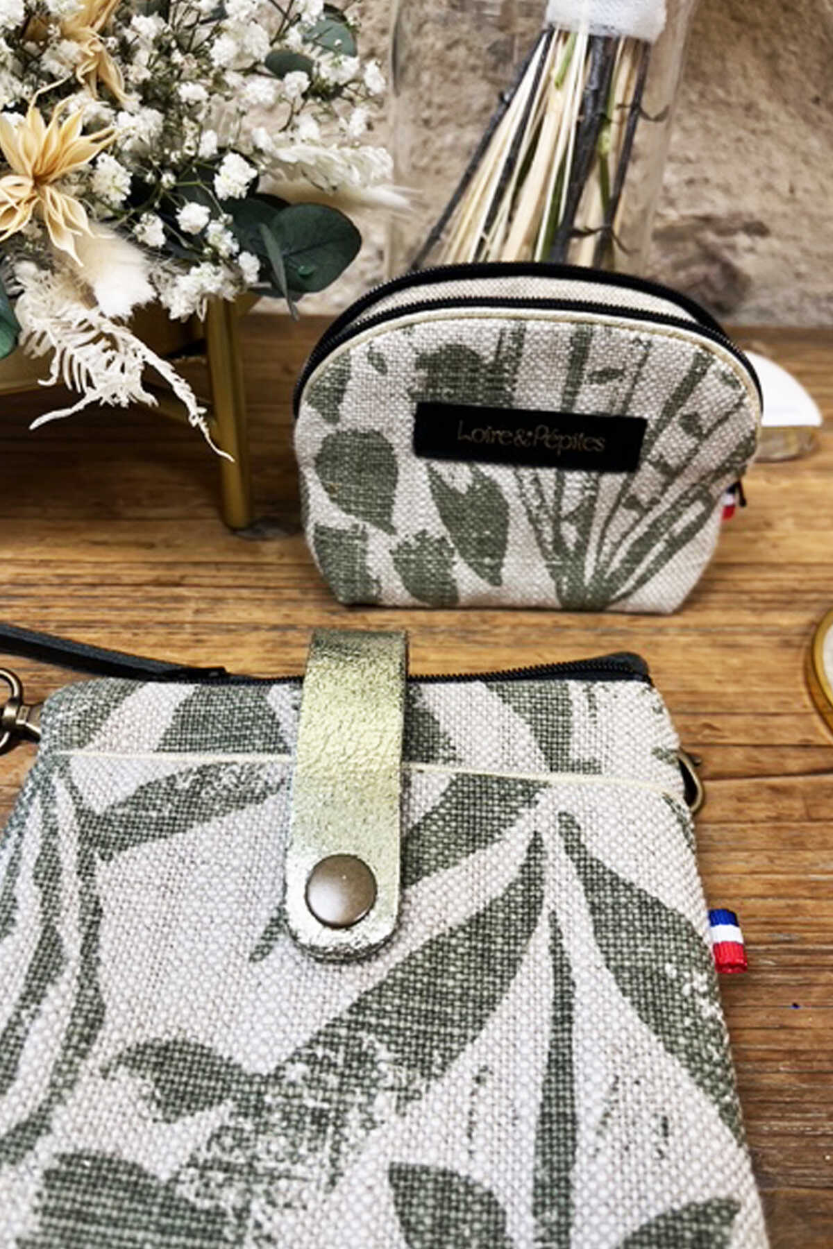 POCHETTE TELEPHONE BANDOULIERE – Feuillage Kaki