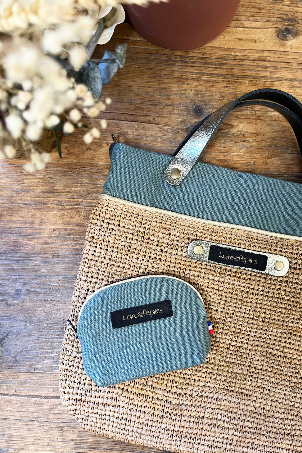 SAC A MAIN BANDOULIERE –  Raphia/lin – Celadon