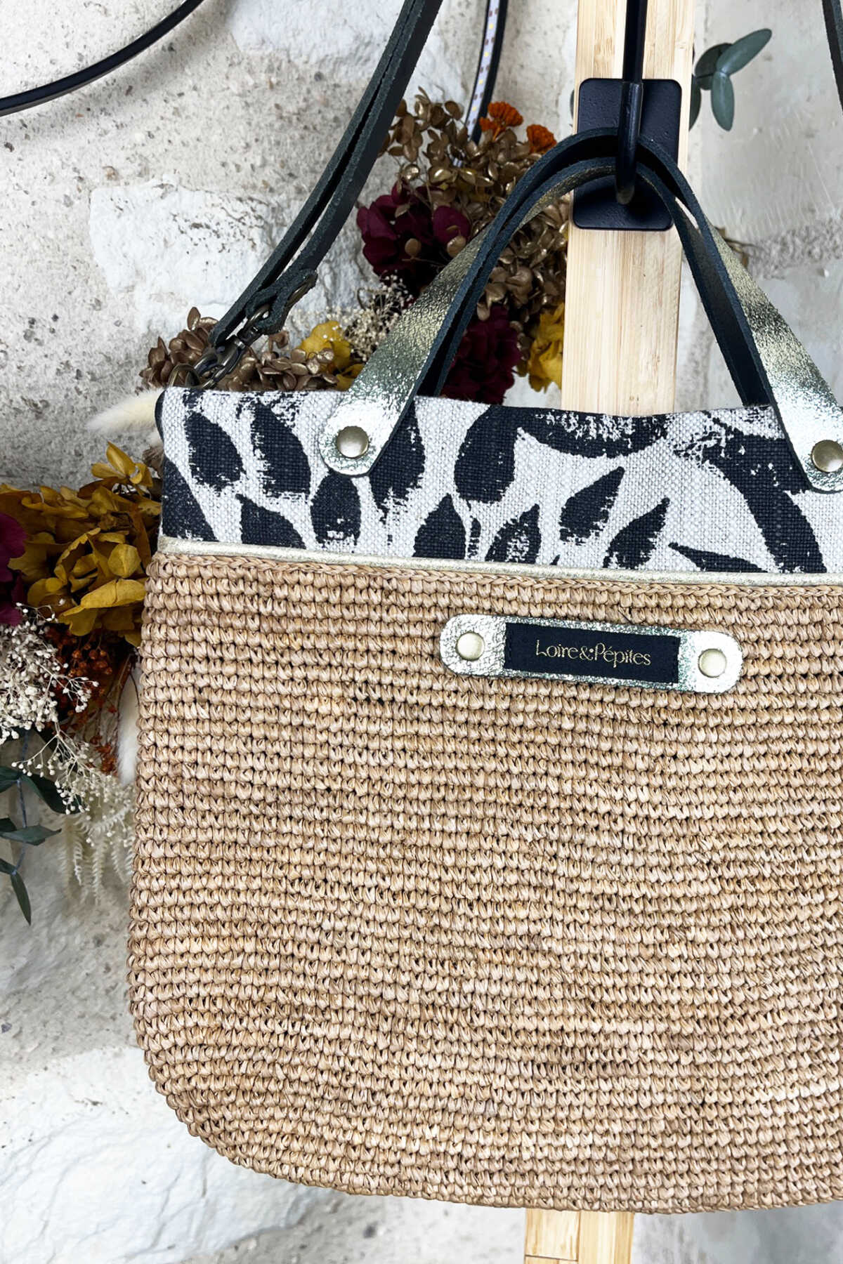 SAC A MAIN BANDOULIERE –  Raphia/lin – Feuillage noir