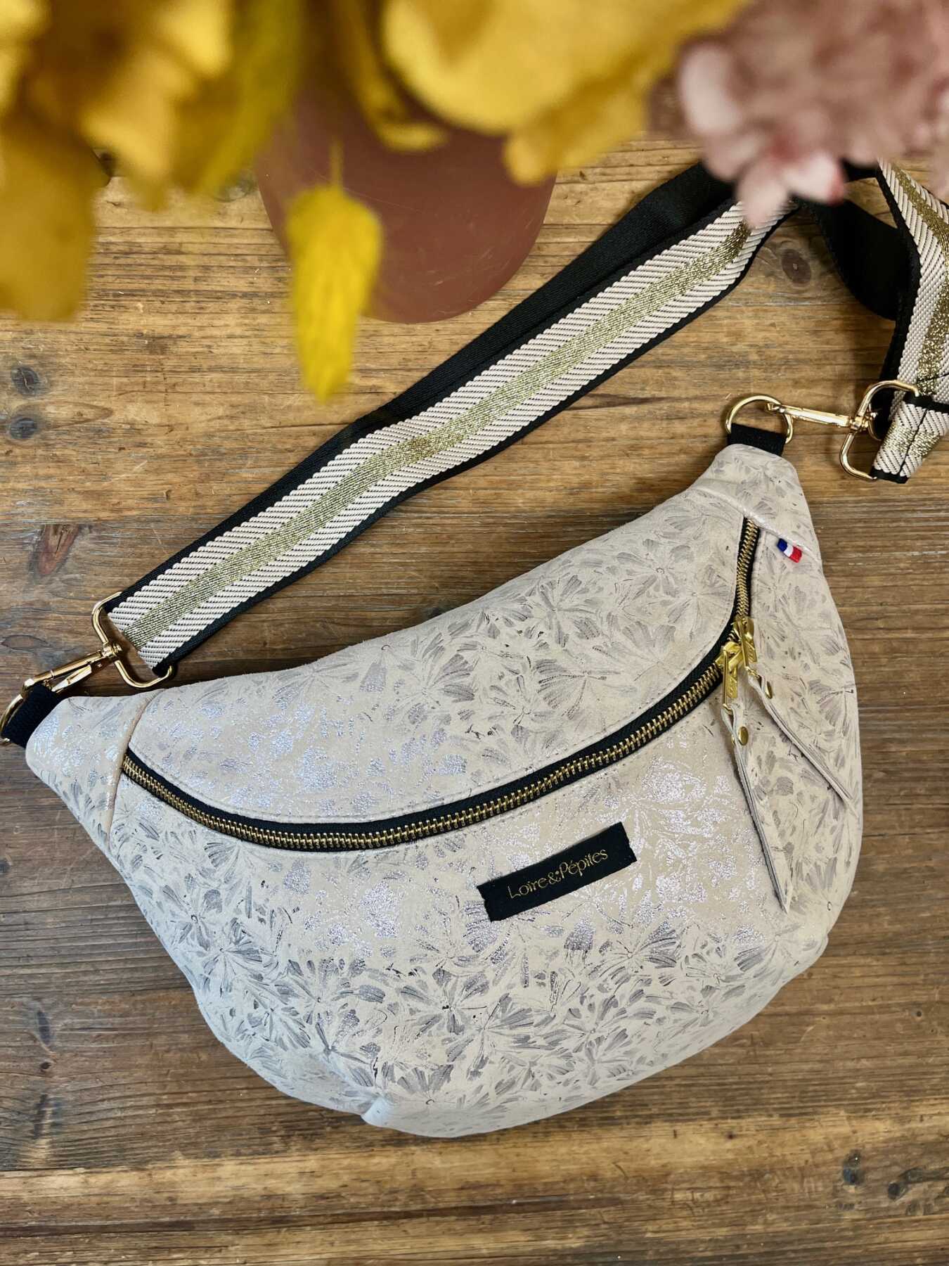 BANANE – Cuir – Floral irisé beige