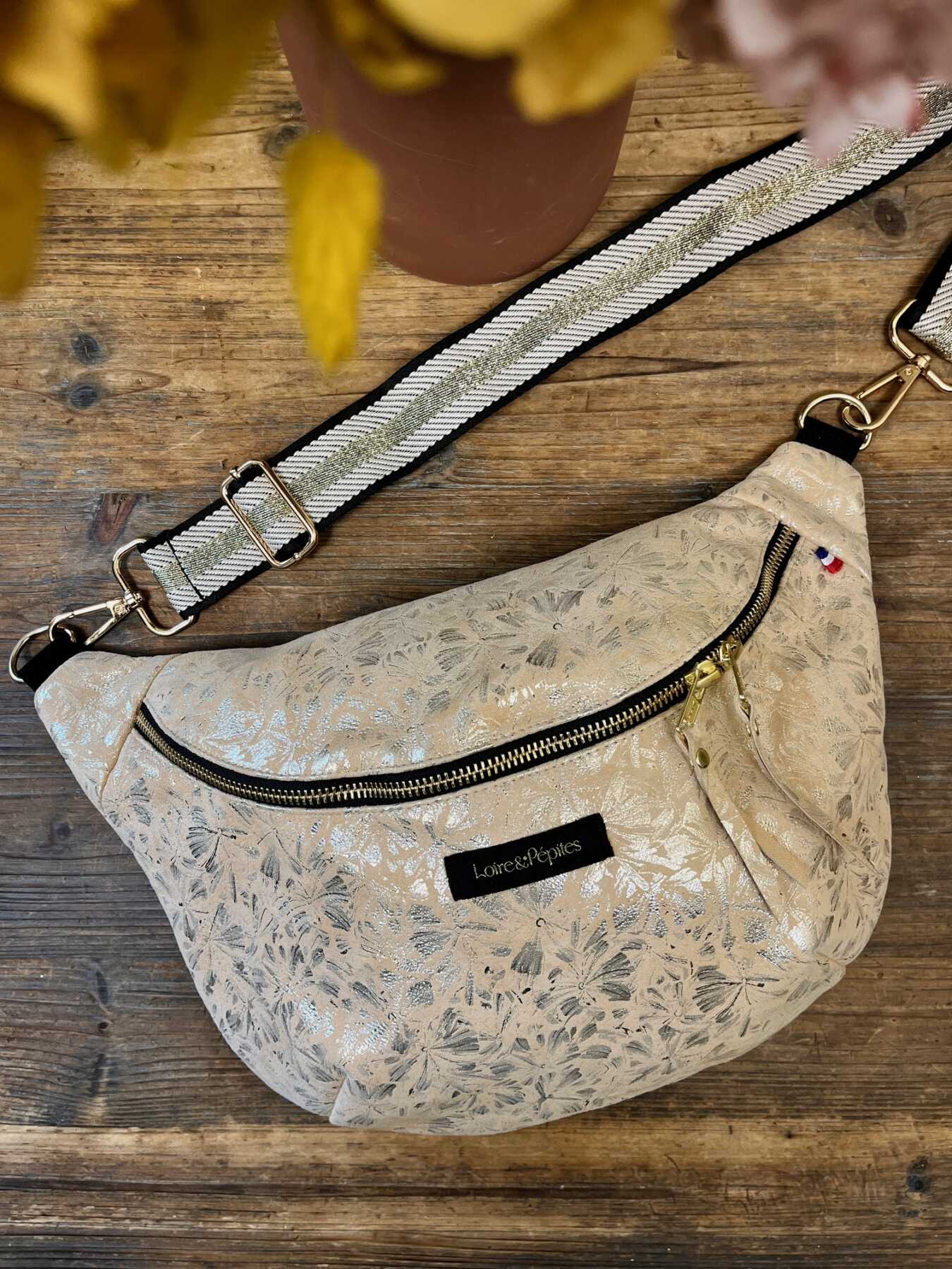 BANANE – Cuir – Floral irisé nude