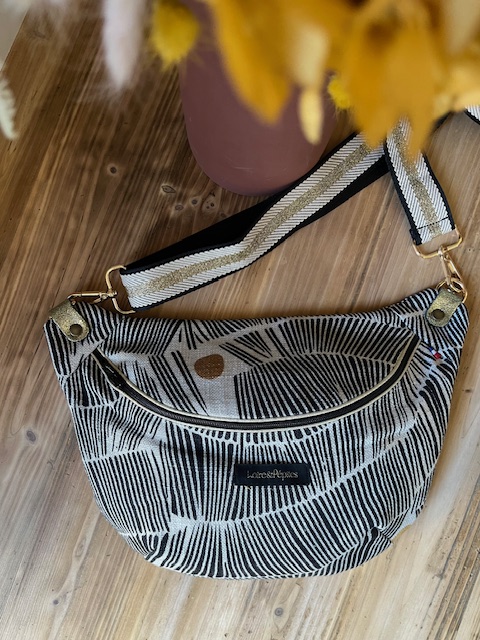 Sac Banane Motif Graphique – Image 3